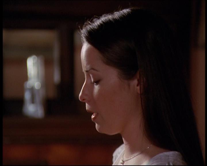 Charmed-Online_dot_net-602Valhalleyofthedolls-part22645.jpg