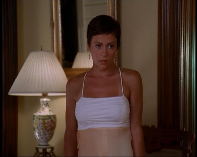 Charmed-Online_dot_net-602Valhalleyofthedolls-part20850.jpg