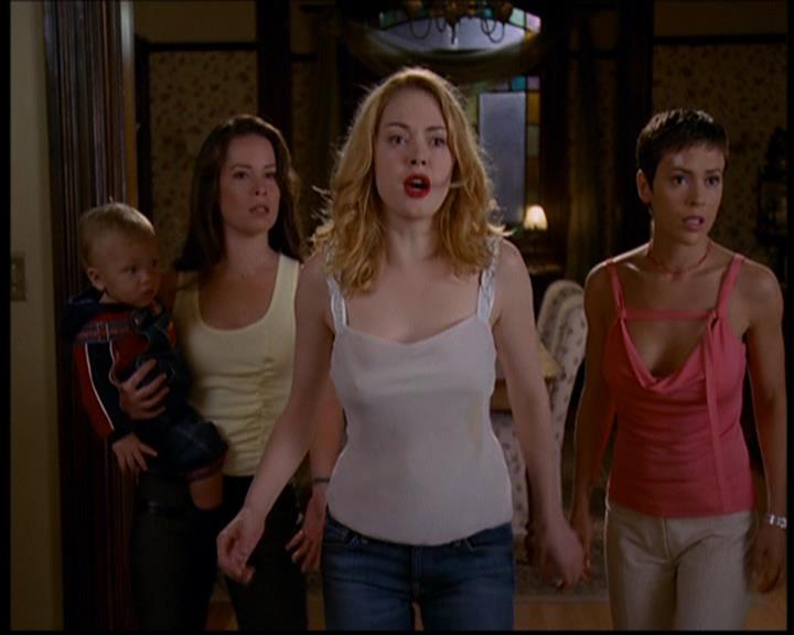 Charmed-Online_dot_net-603ForgetMe---Not0007.jpg