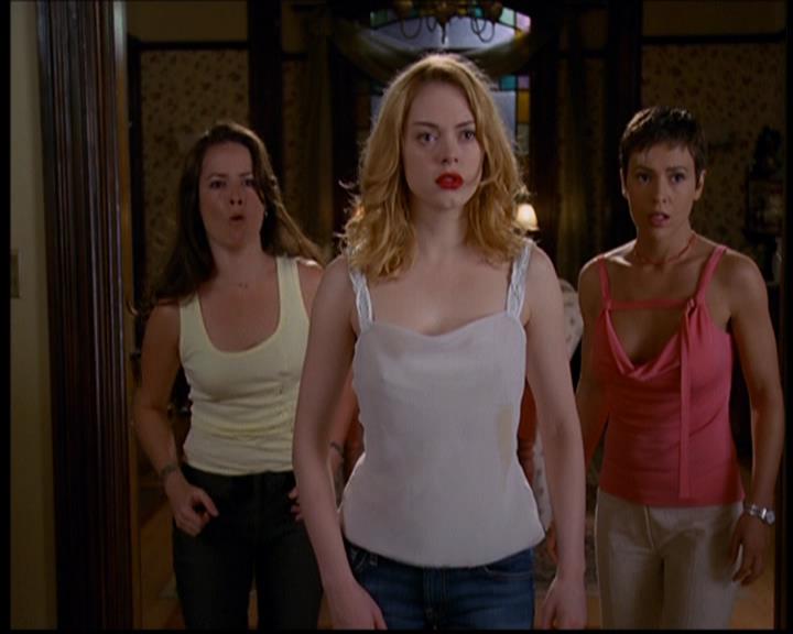 Charmed-Online_dot_net-603ForgetMe---Not0025.jpg