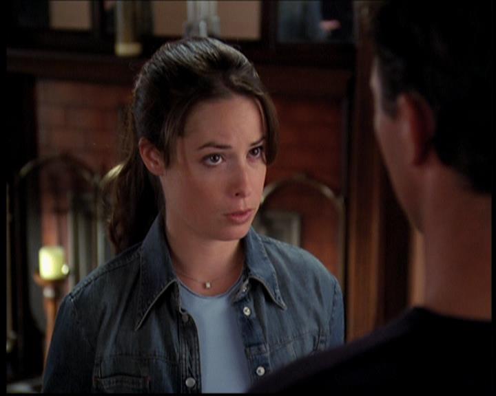 Charmed-Online_dot_net-603ForgetMe---Not0712.jpg