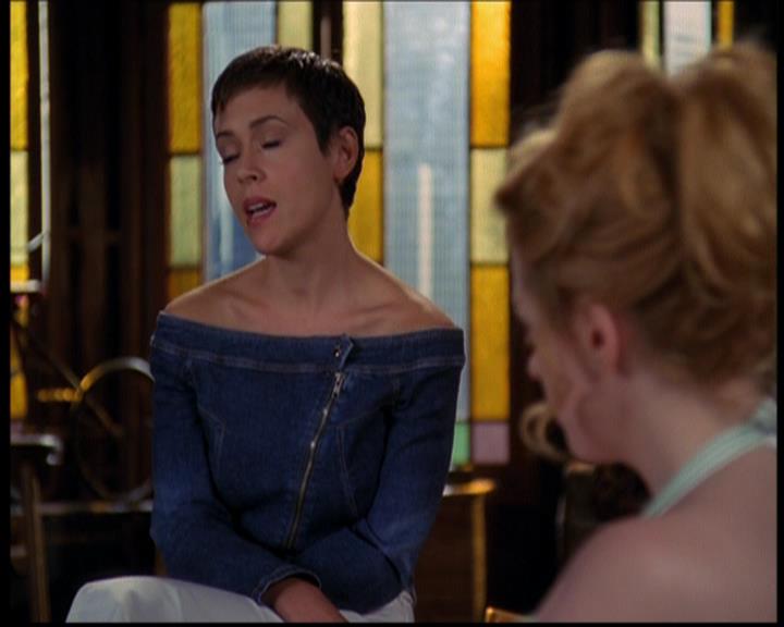 Charmed-Online_dot_net-603ForgetMe---Not0817.jpg