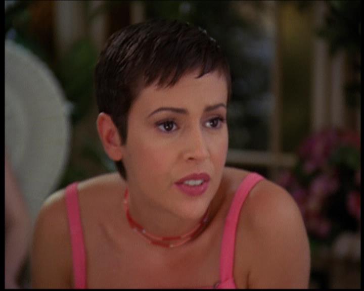 Charmed-Online_dot_net-603ForgetMe---Not0954.jpg