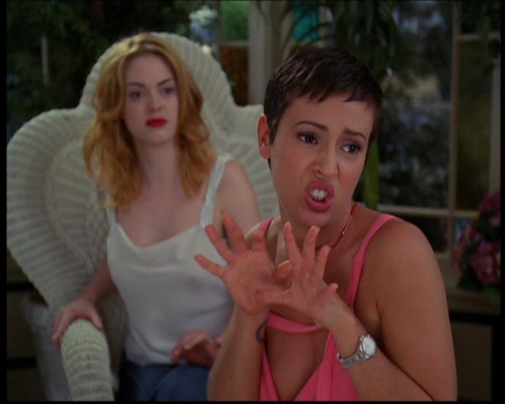Charmed-Online_dot_net-603ForgetMe---Not1007.jpg