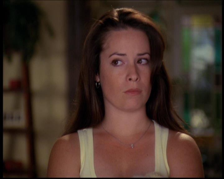 Charmed-Online_dot_net-603ForgetMe---Not1125.jpg