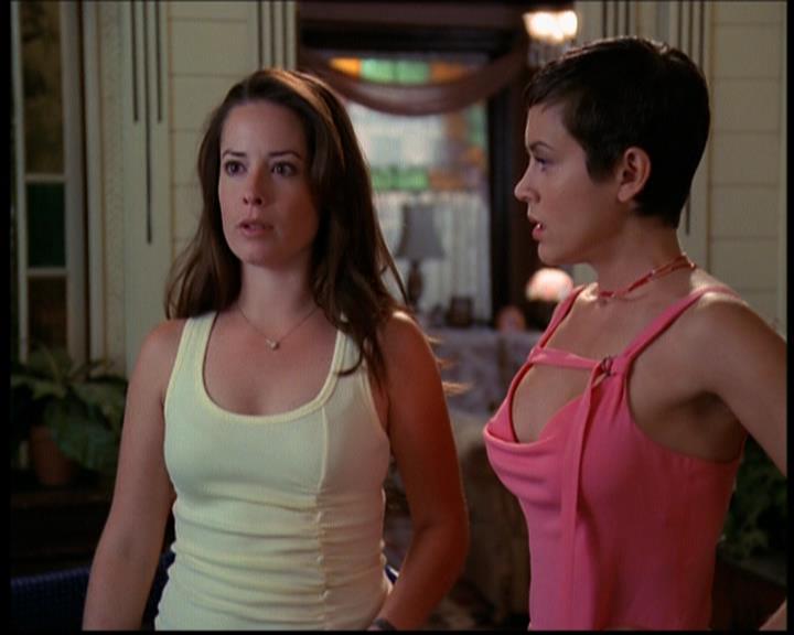 Charmed-Online_dot_net-603ForgetMe---Not1175.jpg