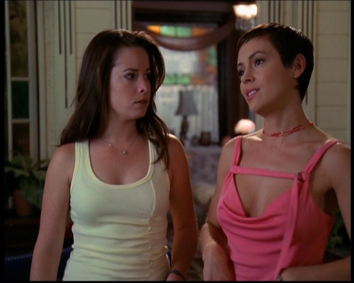 Charmed-Online_dot_net-603ForgetMe---Not1176.jpg