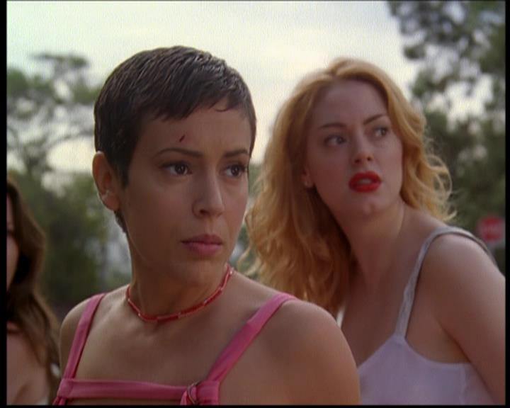 Charmed-Online_dot_net-603ForgetMe---Not1451.jpg