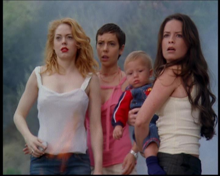 Charmed-Online_dot_net-603ForgetMe---Not1458.jpg
