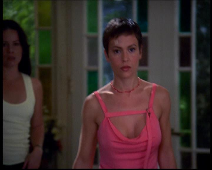 Charmed-Online_dot_net-603ForgetMe---Not1568.jpg