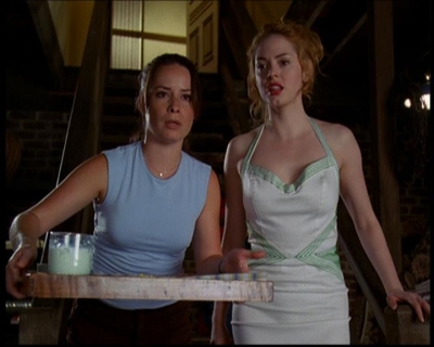 Charmed-Online_dot_net-603ForgetMe---Not0276.jpg