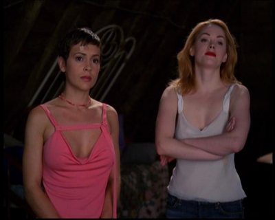 Charmed-Online_dot_net-603ForgetMe---Not2248.jpg