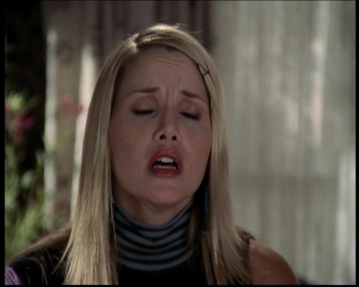 Charmed-Online_dot_net-604ThePowerofThreeBlondes0802.jpg