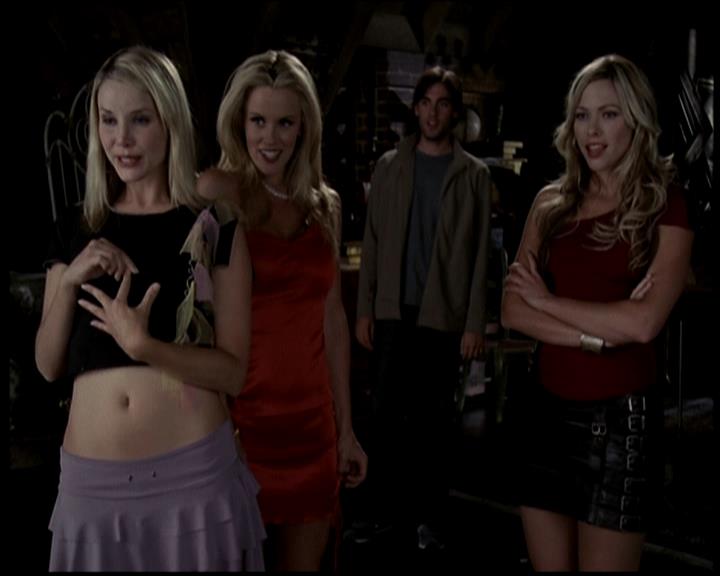 Charmed-Online_dot_net-604ThePowerofThreeBlondes2004.jpg