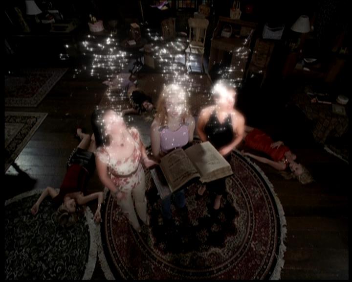Charmed-Online_dot_net-604ThePowerofThreeBlondes2127.jpg