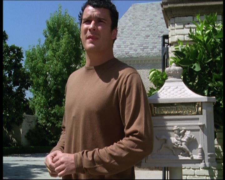 Charmed-Online-dot-net_605LovesAWitch0471.jpg Charmed-Online-dot-net_605LovesAWitch0471.jpg