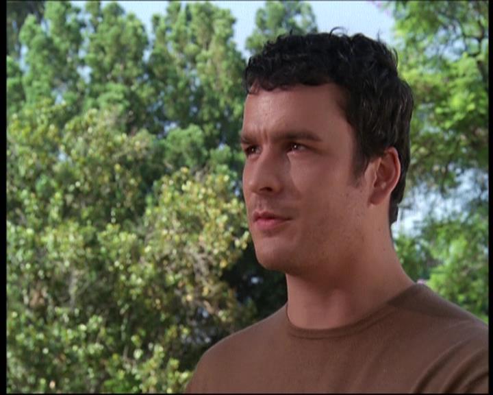 Charmed-Online-dot-net_605LovesAWitch0513.jpg Charmed-Online-dot-net_605LovesAWitch0513.jpg