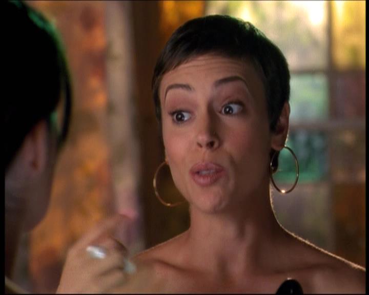 Charmed-Online-dot-net_605LovesAWitch0573.jpg