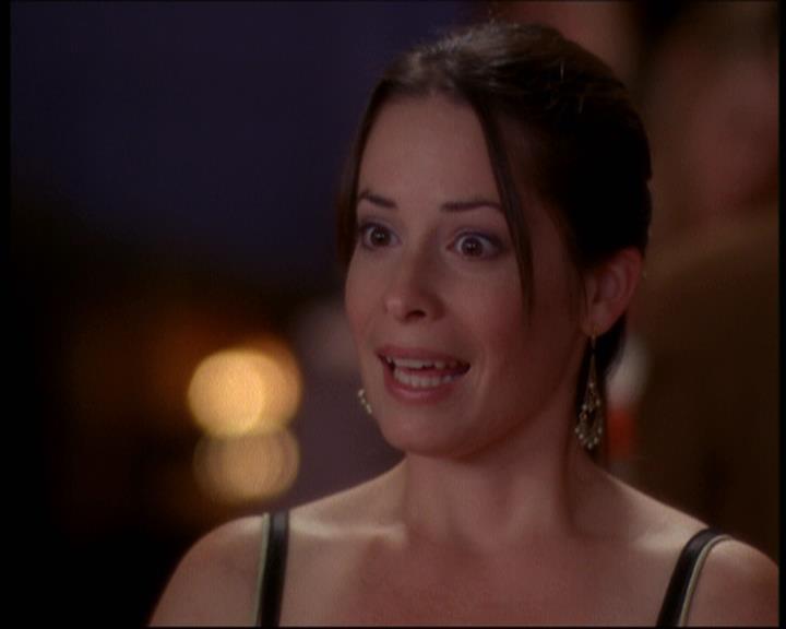 Charmed-Online-dot-net_605LovesAWitch0964.jpg Charmed-Online-dot-net_605LovesAWitch0964.jpg
