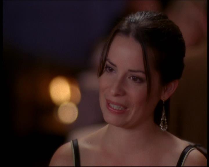 Charmed-Online-dot-net_605LovesAWitch1007.jpg