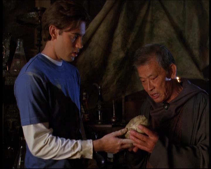 Charmed-Online-dot-net_605LovesAWitch1165.jpg Charmed-Online-dot-net_605LovesAWitch1165.jpg