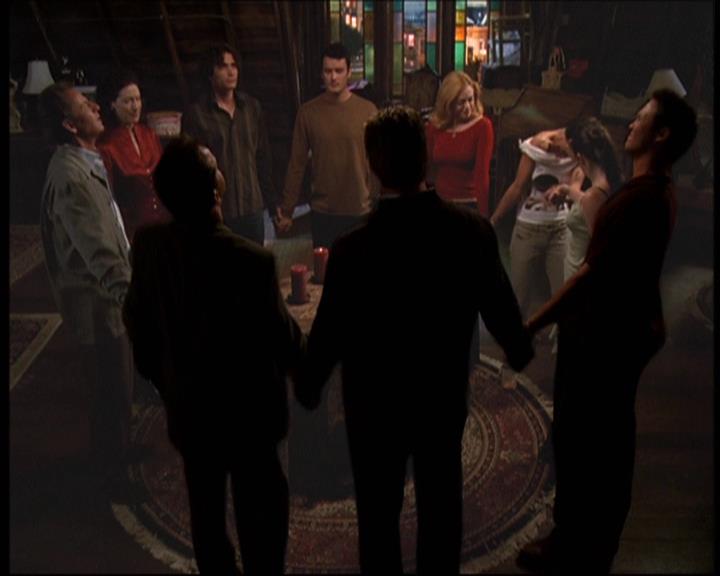 Charmed-Online-dot-net_605LovesAWitch1396.jpg