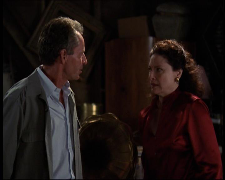 Charmed-Online-dot-net_605LovesAWitch1465.jpg Charmed-Online-dot-net_605LovesAWitch1465.jpg