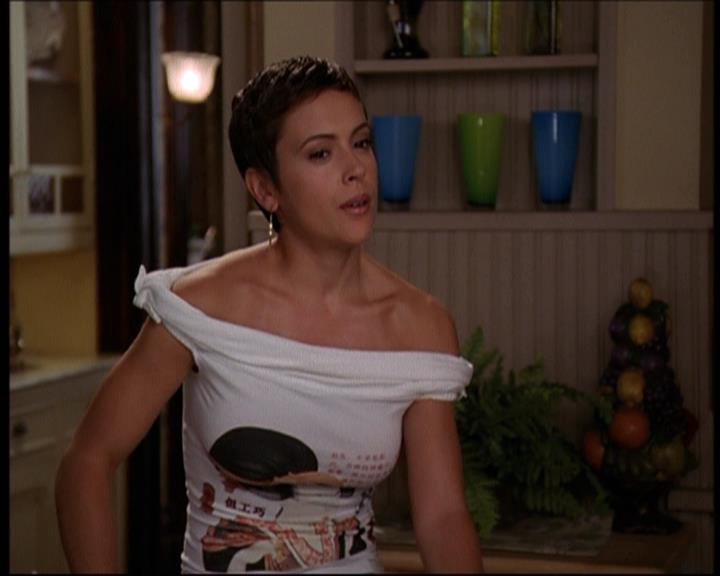 Charmed-Online-dot-net_605LovesAWitch1527.jpg