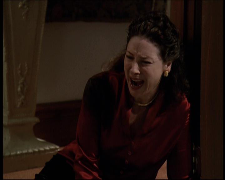 Charmed-Online-dot-net_605LovesAWitch1874.jpg Charmed-Online-dot-net_605LovesAWitch1874.jpg