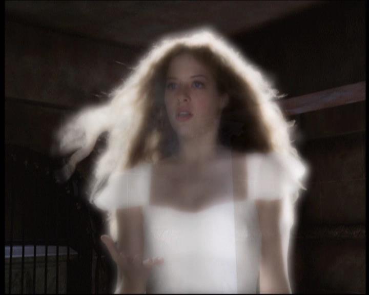 Charmed-Online-dot-net_605LovesAWitch2017.jpg Charmed-Online-dot-net_605LovesAWitch2017.jpg