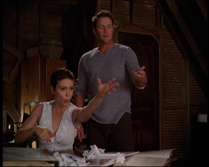 Charmed-Online-dot-net_605LovesAWitch2205.jpg Charmed-Online-dot-net_605LovesAWitch2205.jpg