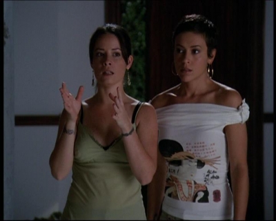 Charmed-Online-dot-net_605LovesAWitch1835.jpg