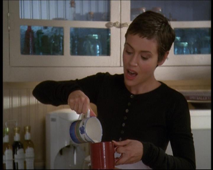 Charmed-Online-dot-net_607SoulSurvivor0234.jpg Charmed-Online-dot-net_607SoulSurvivor0234.jpg