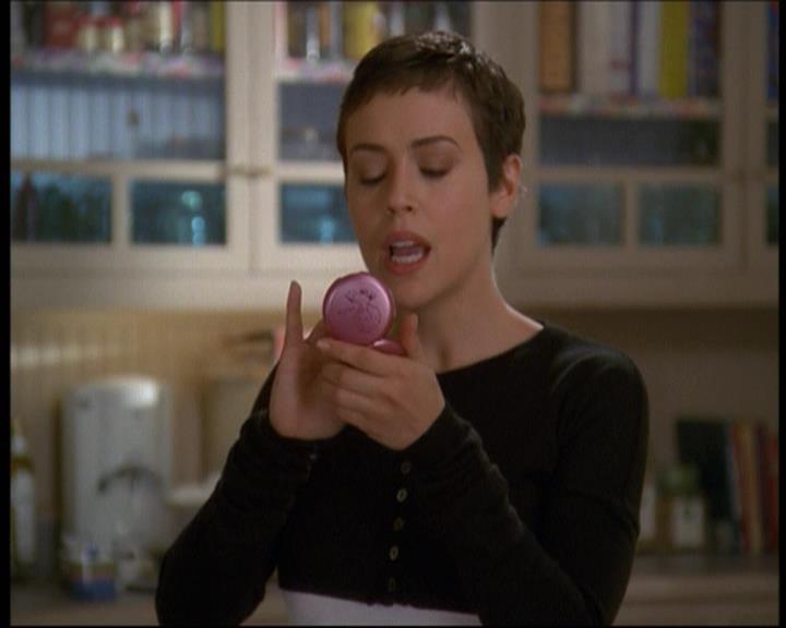 Charmed-Online-dot-net_607SoulSurvivor0250.jpg Charmed-Online-dot-net_607SoulSurvivor0250.jpg