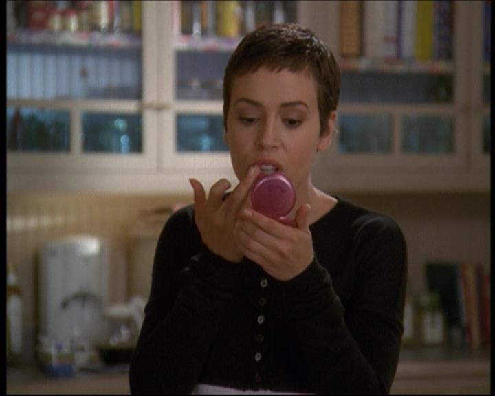 Charmed-Online-dot-net_607SoulSurvivor0258.jpg Charmed-Online-dot-net_607SoulSurvivor0258.jpg