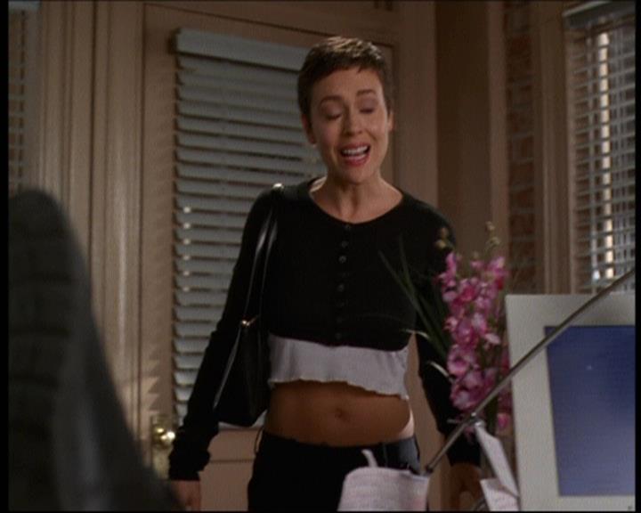 Charmed-Online-dot-net_607SoulSurvivor0637.jpg Charmed-Online-dot-net_607SoulSurvivor0637.jpg