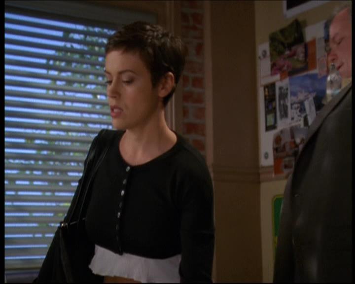 Charmed-Online-dot-net_607SoulSurvivor0653.jpg Charmed-Online-dot-net_607SoulSurvivor0653.jpg