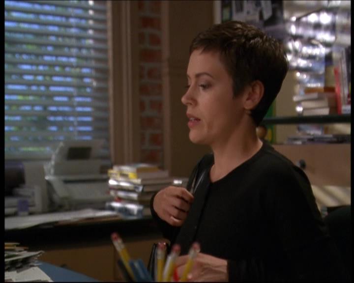 Charmed-Online-dot-net_607SoulSurvivor0658.jpg Charmed-Online-dot-net_607SoulSurvivor0658.jpg