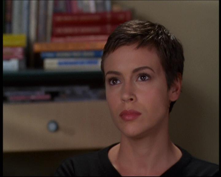 Charmed-Online-dot-net_607SoulSurvivor0667.jpg Charmed-Online-dot-net_607SoulSurvivor0667.jpg