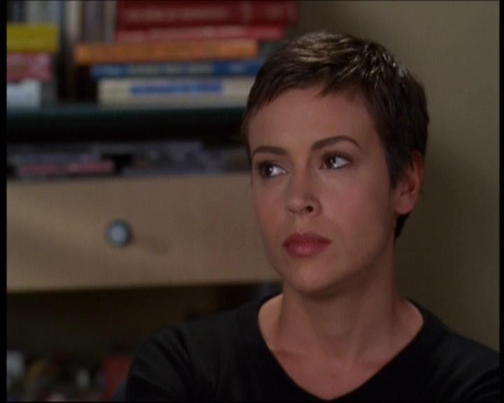 Charmed-Online-dot-net_607SoulSurvivor0668.jpg Charmed-Online-dot-net_607SoulSurvivor0668.jpg