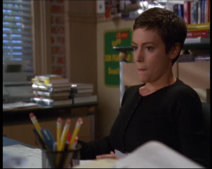 Charmed-Online-dot-net_607SoulSurvivor0674.jpg Charmed-Online-dot-net_607SoulSurvivor0674.jpg