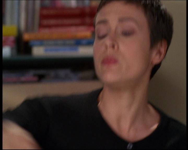 Charmed-Online-dot-net_607SoulSurvivor0688.jpg Charmed-Online-dot-net_607SoulSurvivor0688.jpg