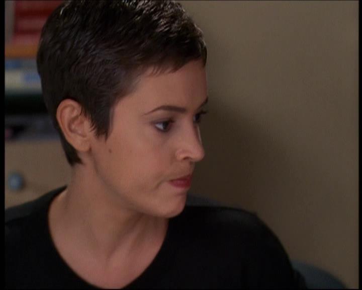 Charmed-Online-dot-net_607SoulSurvivor0694.jpg Charmed-Online-dot-net_607SoulSurvivor0694.jpg