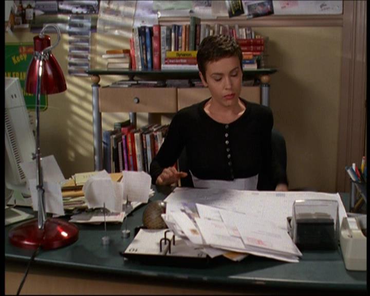 Charmed-Online-dot-net_607SoulSurvivor0696.jpg Charmed-Online-dot-net_607SoulSurvivor0696.jpg