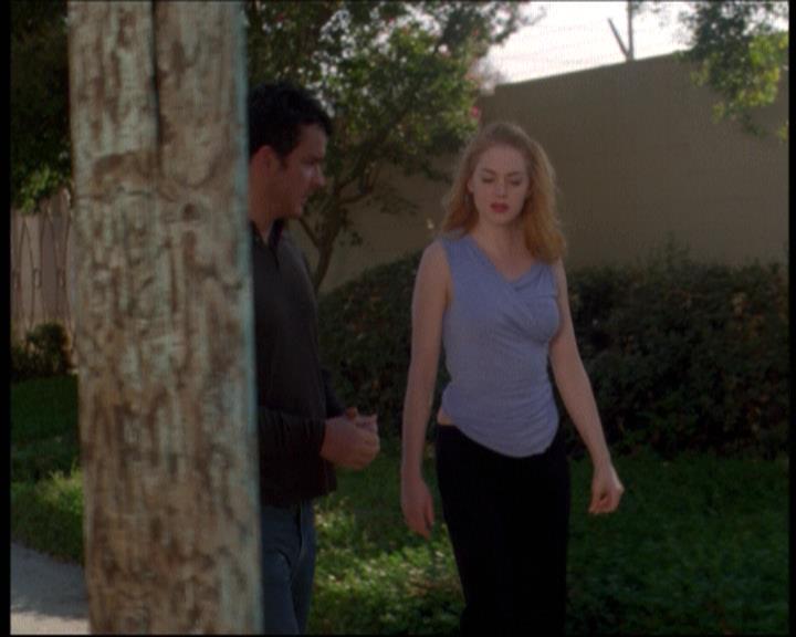 Charmed-Online-dot-net_607SoulSurvivor0798.jpg