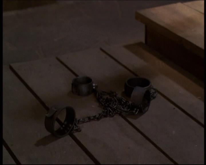 Charmed-Online-dot-net_607SoulSurvivor0895.jpg