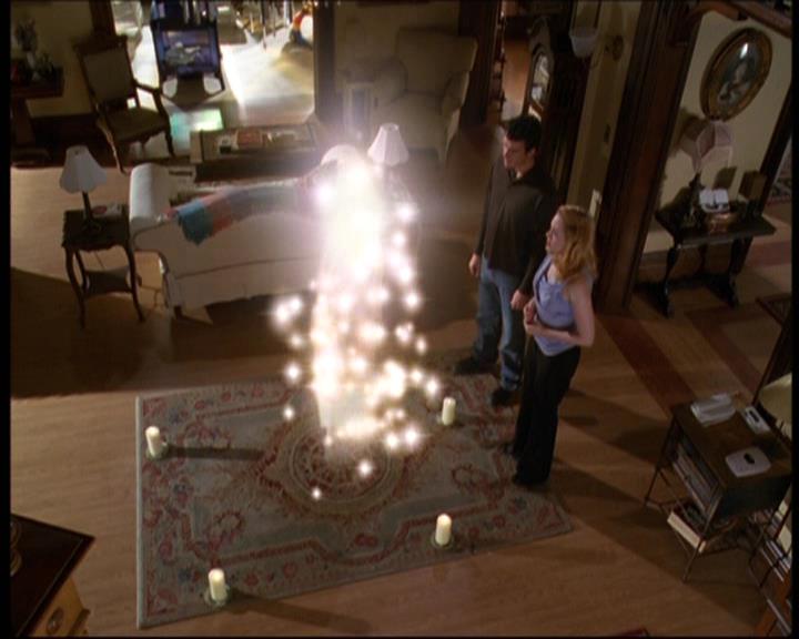 Charmed-Online-dot-net_607SoulSurvivor0902.jpg Charmed-Online-dot-net_607SoulSurvivor0902.jpg