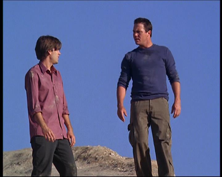 Charmed-Online-dot-net_607SoulSurvivor1217.jpg
