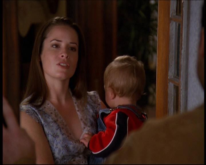 Charmed-Online-dot-net_607SoulSurvivor1344.jpg Charmed-Online-dot-net_607SoulSurvivor1344.jpg