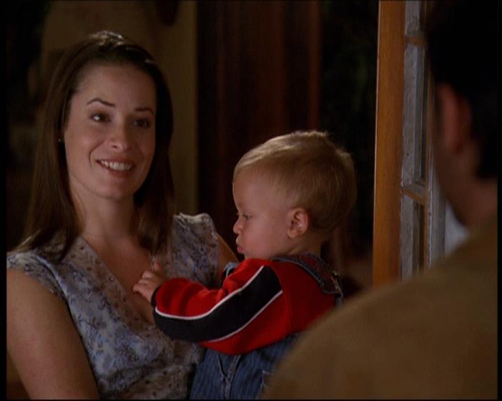 Charmed-Online-dot-net_607SoulSurvivor1369.jpg Charmed-Online-dot-net_607SoulSurvivor1369.jpg